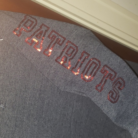 NE PATRIOTS Women's Half Zip Pullover with Sequins - Picture 5 of 8